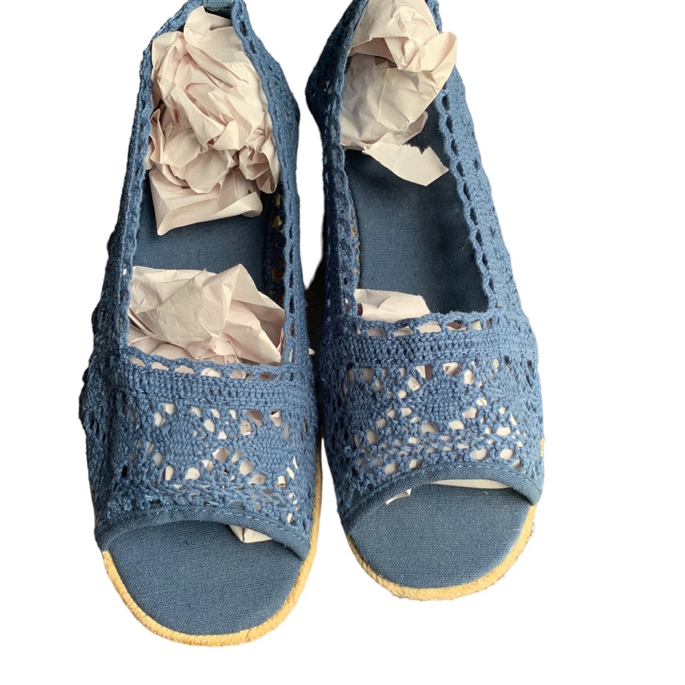Coldwater Creek Lacy Blue Espadrilles size 10